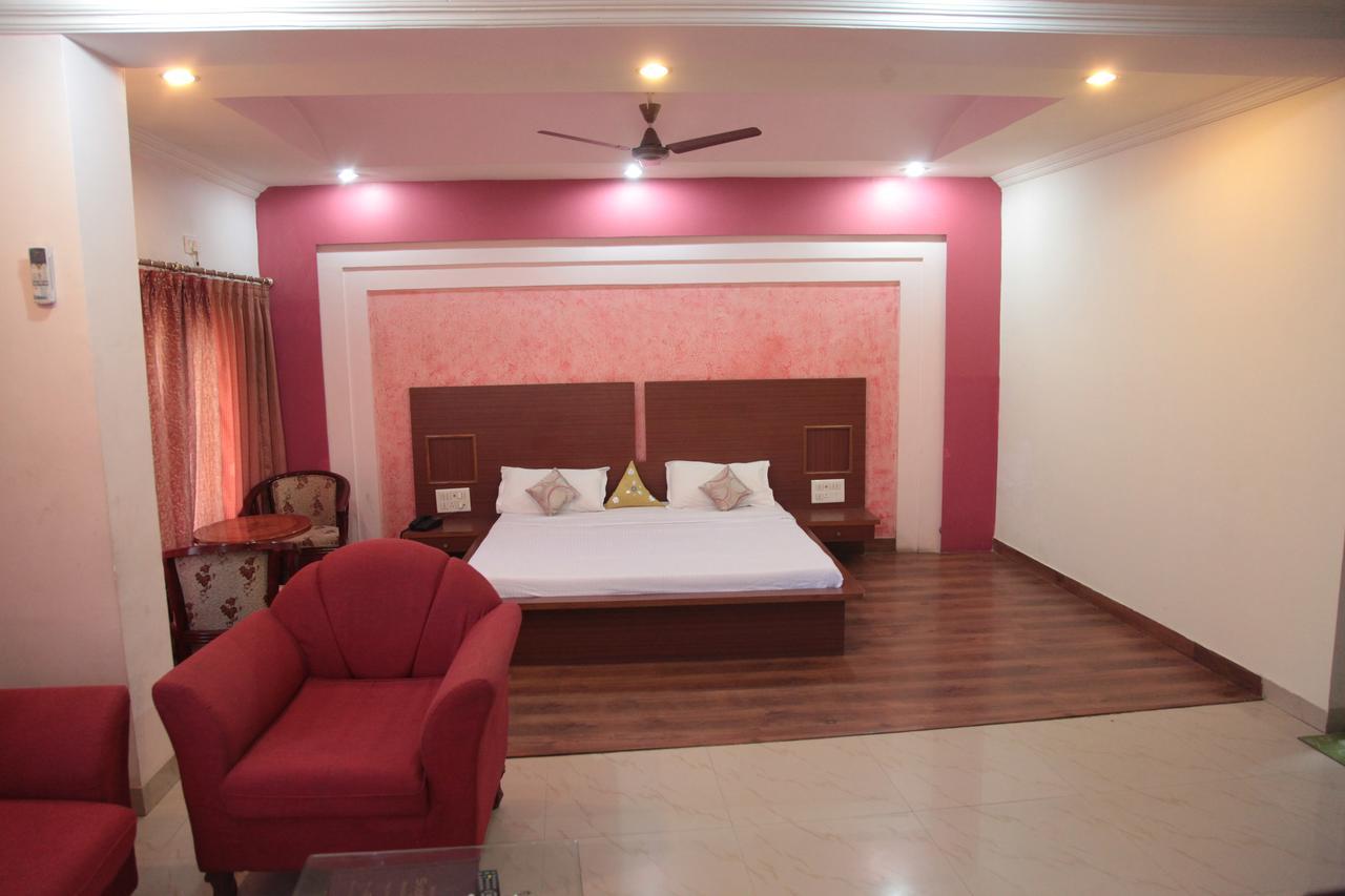 Hotel Sobhraj Ajmer Bagian luar foto