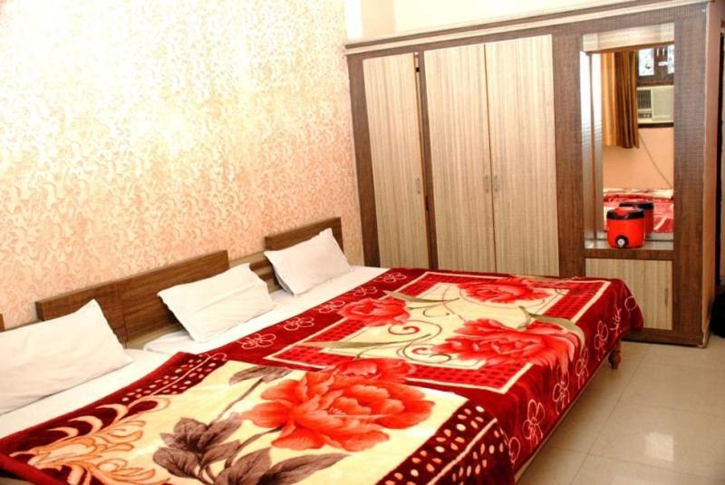 Hotel Sobhraj Ajmer Bagian luar foto